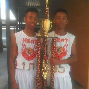 Meet your Posher, Kenneth